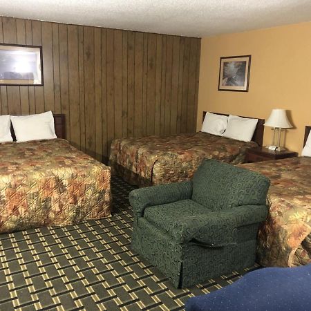 Big 12 Motel Broken Bow Εξωτερικό φωτογραφία