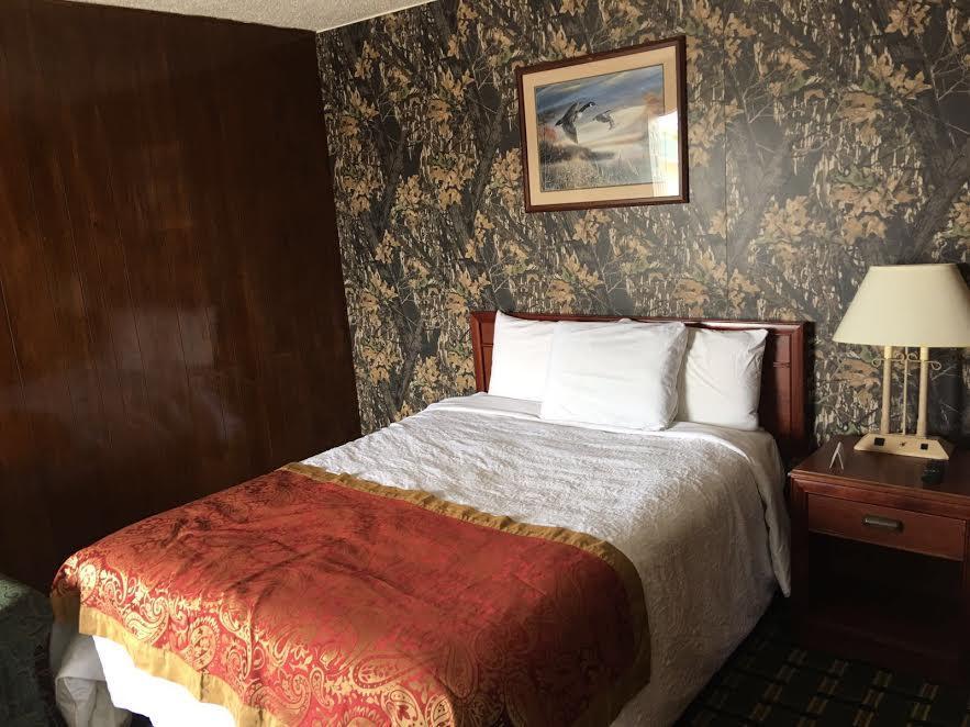 Big 12 Motel Broken Bow Εξωτερικό φωτογραφία