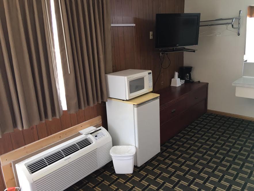 Big 12 Motel Broken Bow Εξωτερικό φωτογραφία