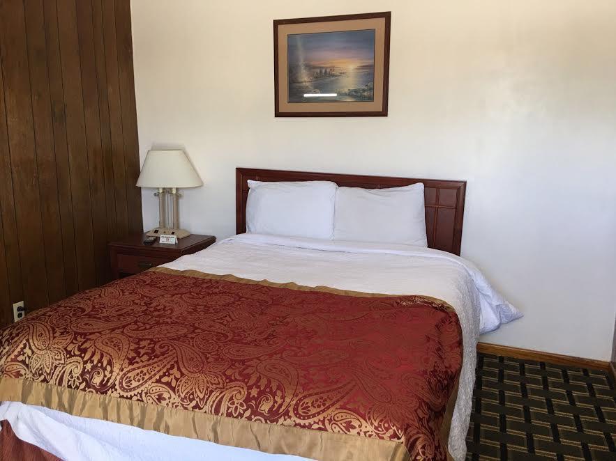 Big 12 Motel Broken Bow Εξωτερικό φωτογραφία