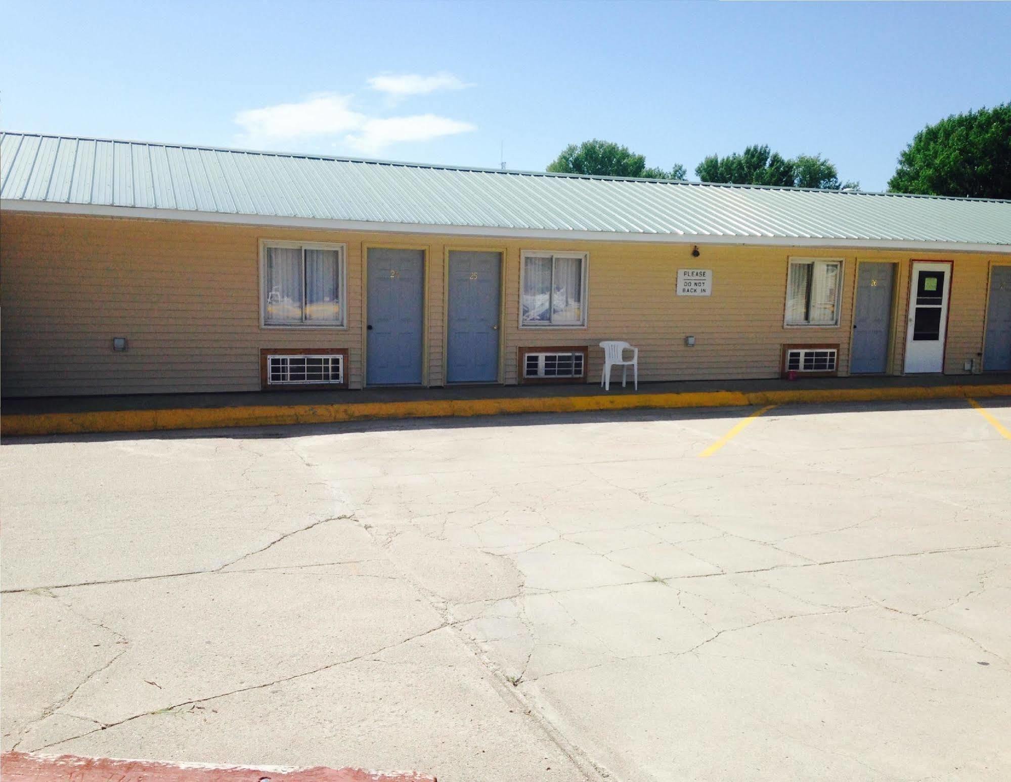 Big 12 Motel Broken Bow Εξωτερικό φωτογραφία